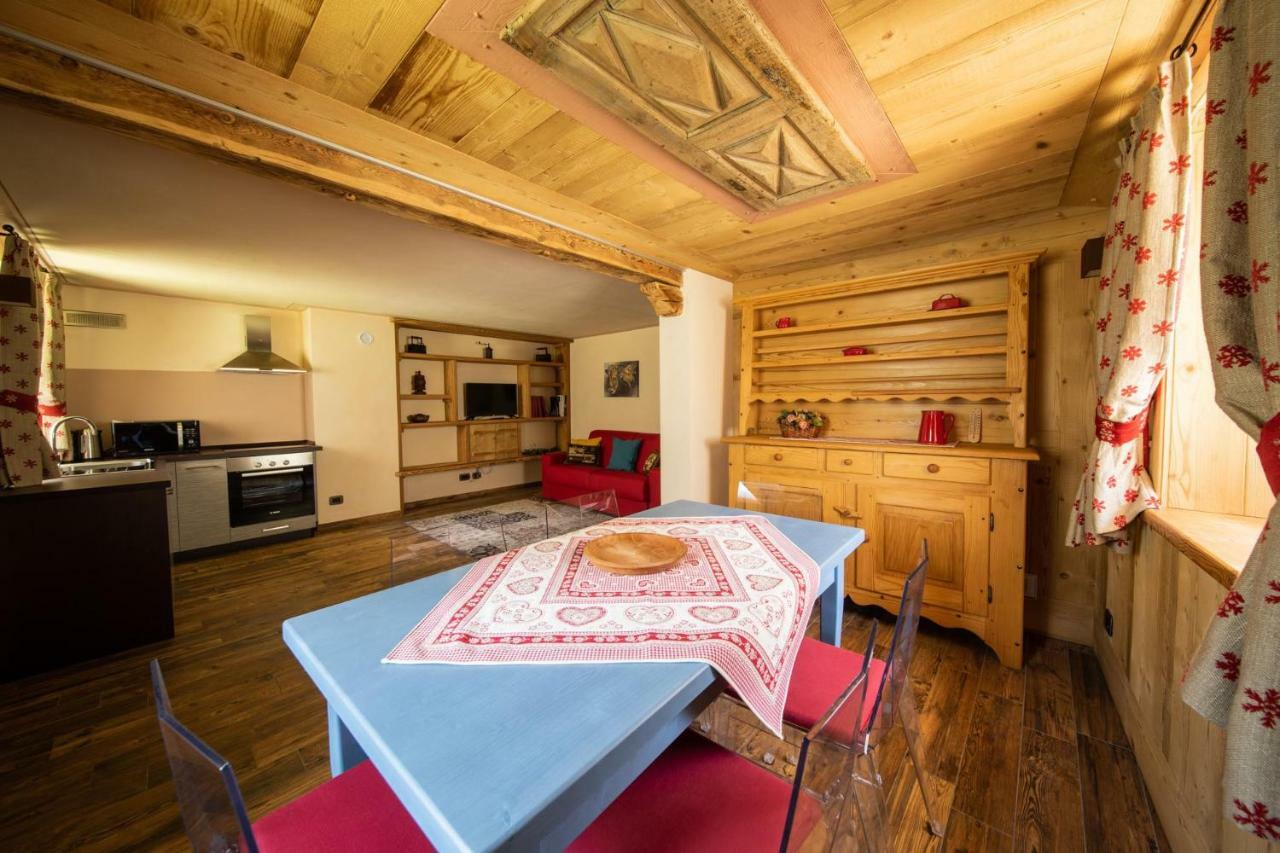 Casa Vacanze Petit Haury - Alloggi Ad Uso Turistico Vda Arvier N 0039 E N 0040 - Екстер'єр фото