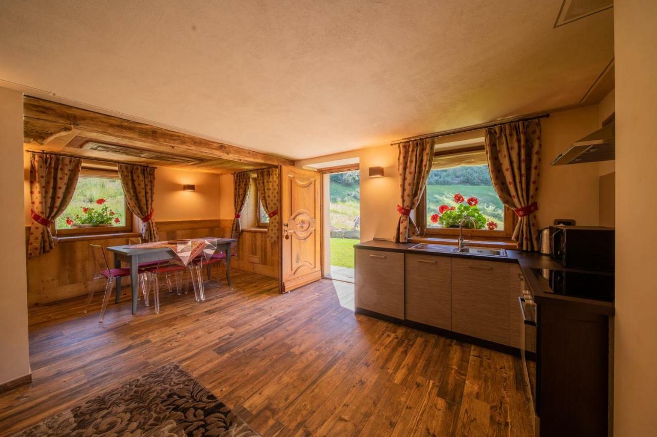Casa Vacanze Petit Haury - Alloggi Ad Uso Turistico Vda Arvier N 0039 E N 0040 - Екстер'єр фото